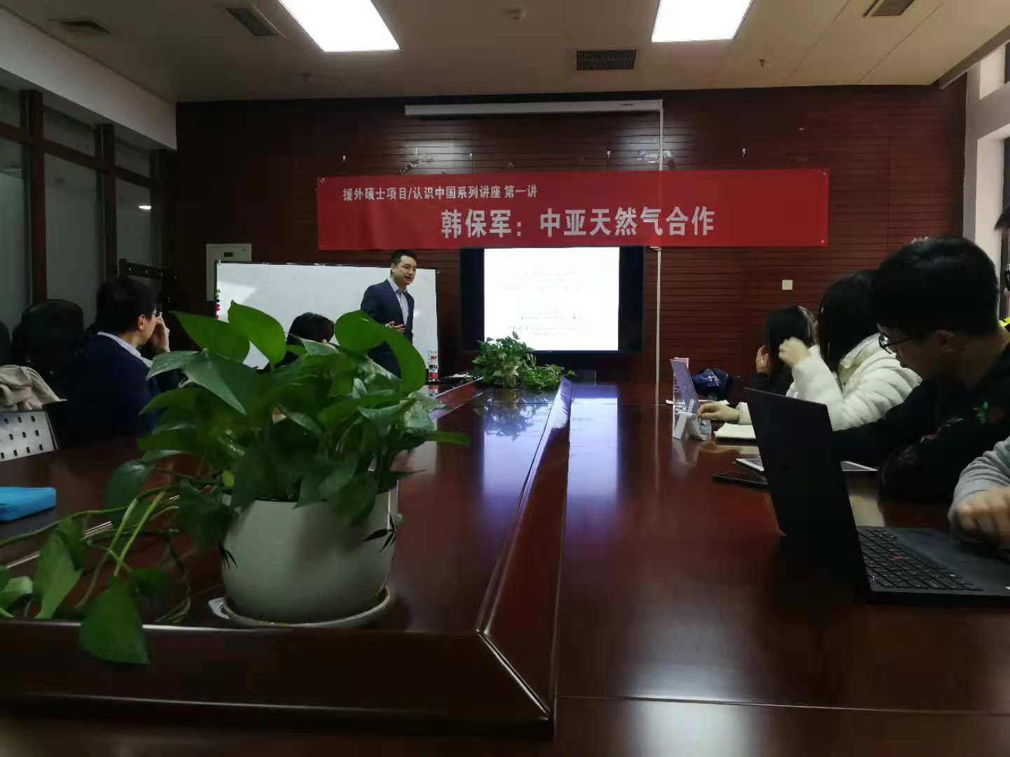 日本成人动画